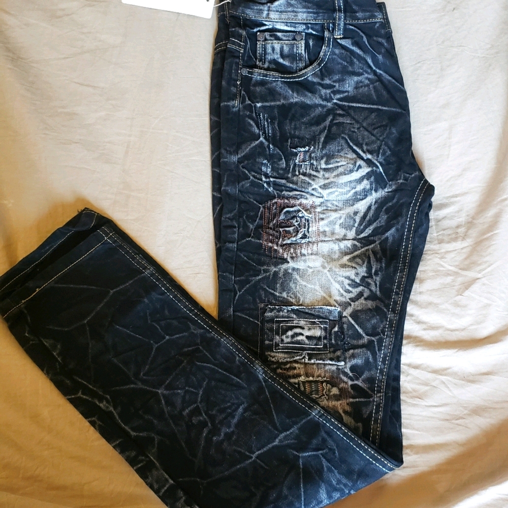 NWT Unbranded distressed slim fit jeans